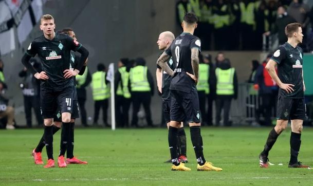  德甲老牌劲旅不莱梅深陷降级危机  