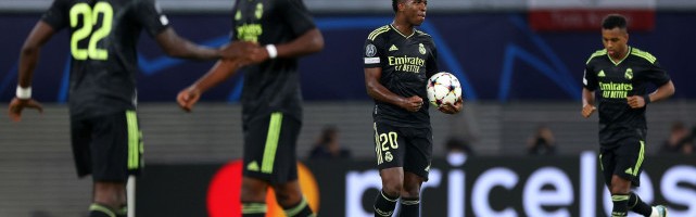  莱比锡红牛三连胜强势冲击欧冠席位  