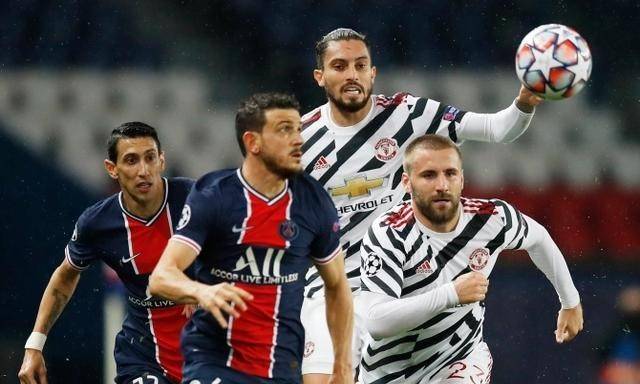  里尔中场核心重伤缺阵两个月  